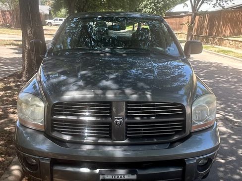 Used 2006 Dodge Ram 1500 Truck SLT AWD/4WD image 2