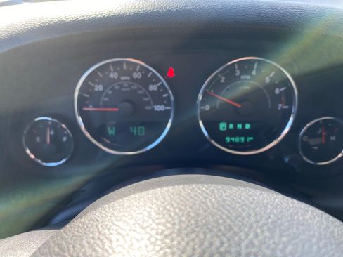 Used 2017 Jeep Wrangler Unlimited Sport image 9