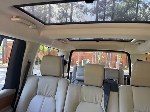Used 2012 Land Rover LR4 HSE LUX image 14