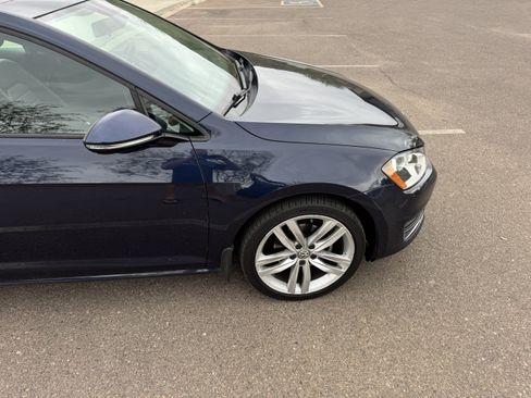 Used 2017 Volkswagen Golf Wolfsburg Edition image 15