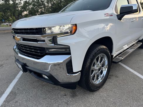 Used 2019 Chevrolet Silverado 1500 LT w/ All-Star Edition AWD/4WD image 9