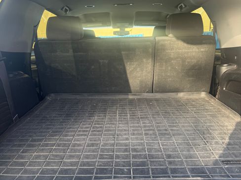 Used 2017 Chevrolet Tahoe LS RWD image 8