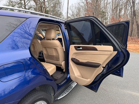 Used 2018 Mercedes-Benz GLE 350 4MATIC image 10