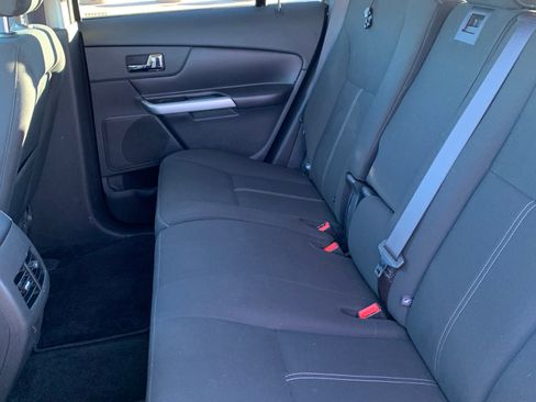 Used 2013 Ford Edge SE image 15