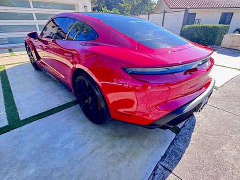 Used 2023 Porsche Taycan GTS image 5