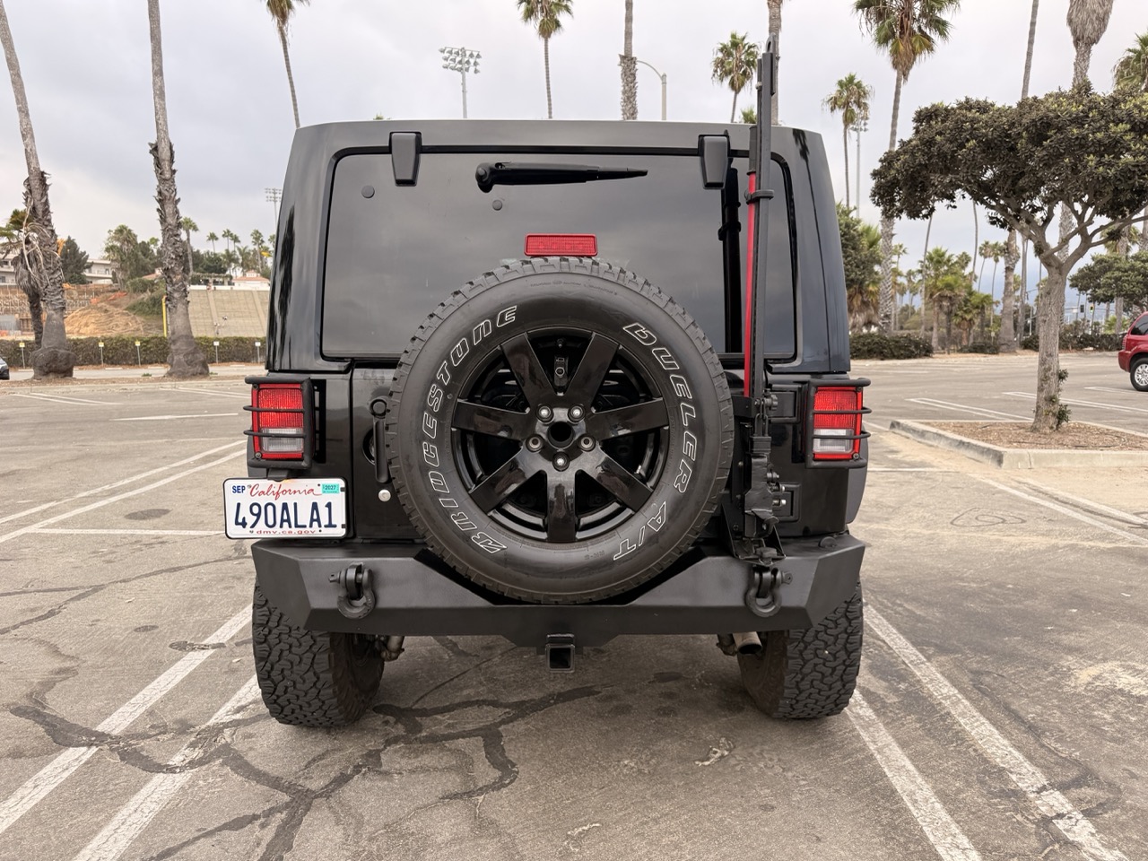 Used 2014 Jeep Wrangler Unlimited Sahara AWD/4WD image 8