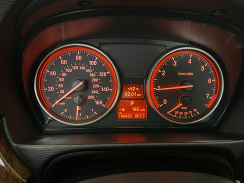 Used 2009 BMW 328i xDrive Sedan image 13