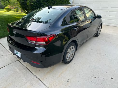 Used 2019 Kia Rio LX FWD image 2