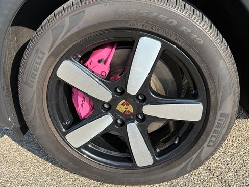 Used 2014 Porsche Cayenne AWD/4WD image 5