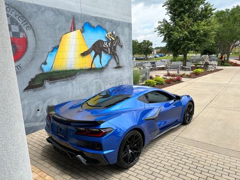 Used 2023 Chevrolet Corvette Z06 image 18