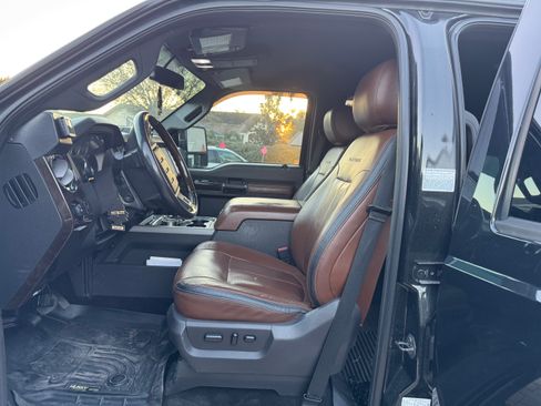 Used 2014 Ford F350 Platinum image 15
