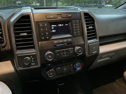 Used 2018 Ford F150 XLT AWD/4WD image 20