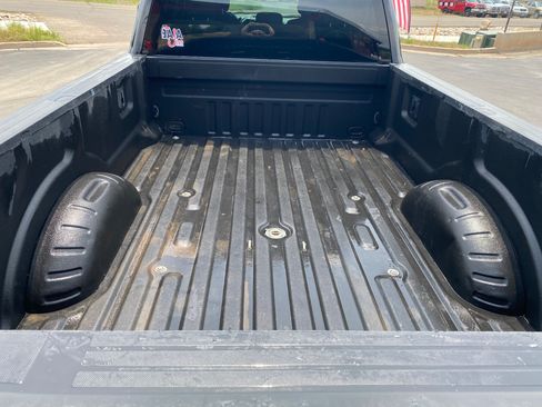 Used 2020 Ford F250 XLT image 12