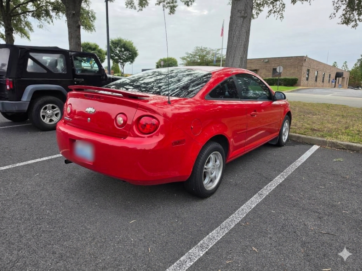 Used 2008 Chevrolet Cobalt LT FWD image 4