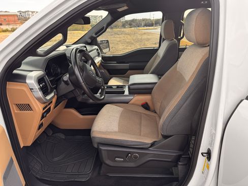 Used 2021 Ford F150 XLT w/ Equipment Group 302A High image 11