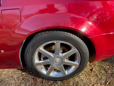 Used 2006 Cadillac XLR image 20