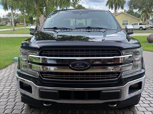Used 2018 Ford F150 Lariat w/ Equipment Group 502A Luxury AWD/4WD image 2