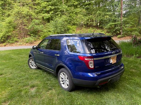 Used 2013 Ford Explorer XLT AWD/4WD image 5