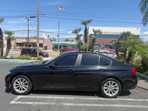 Used 2016 BMW 320i Sedan RWD image 5