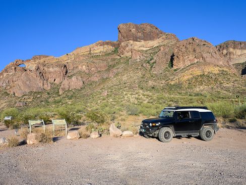 Used 2014 Toyota FJ Cruiser 4WD image 11