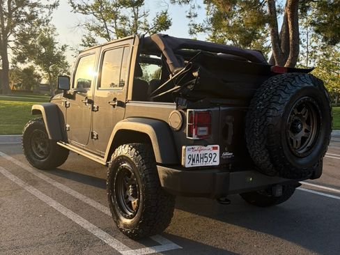 Used 2016 Jeep Wrangler Unlimited Sport AWD/4WD image 9