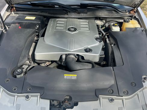 Used 2007 Cadillac STS w/ Preferred Equipment Group image 10