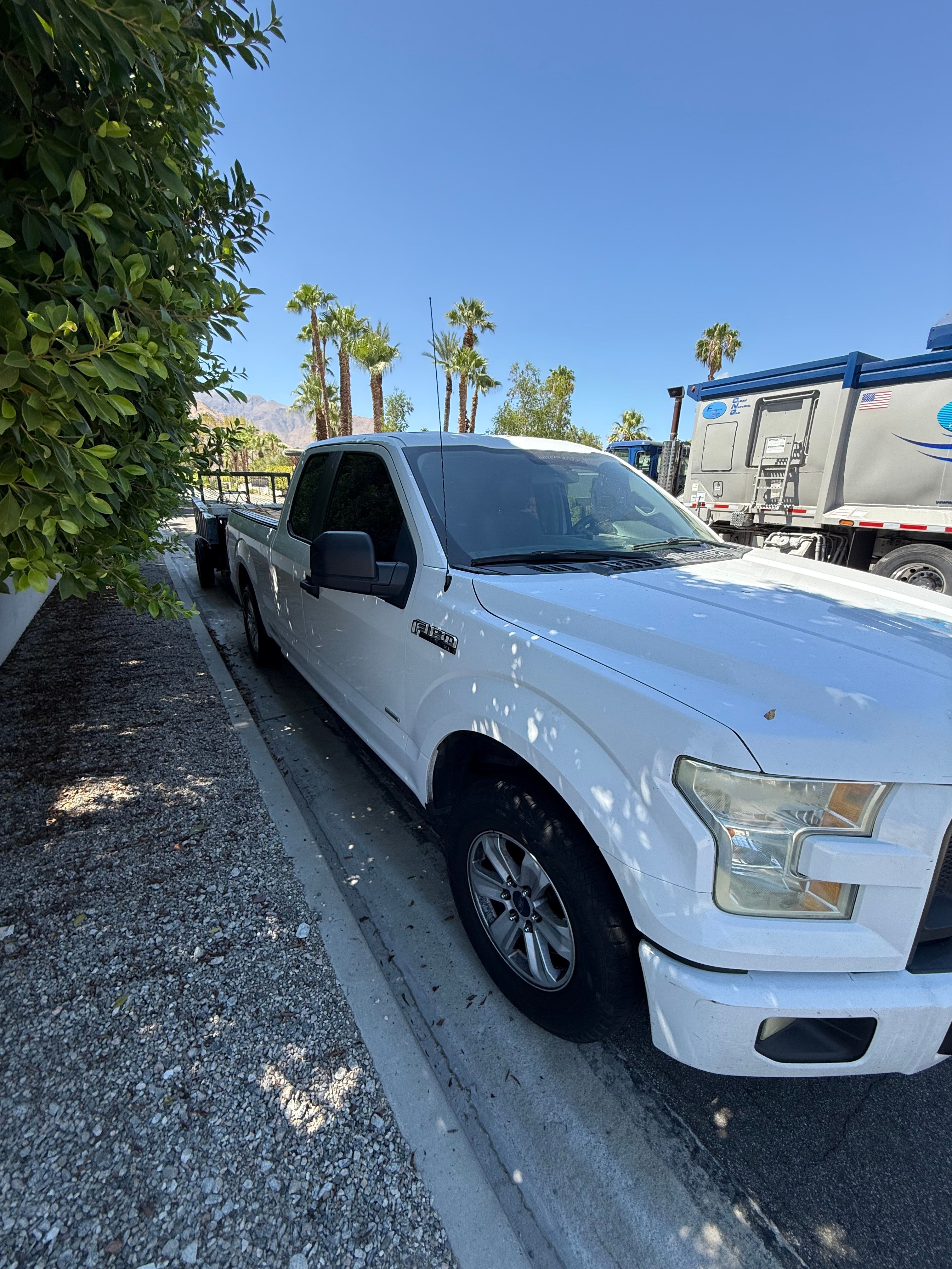 Used 2015 Ford F150 XL w/ Equipment Group 101A Mid RWD image 2