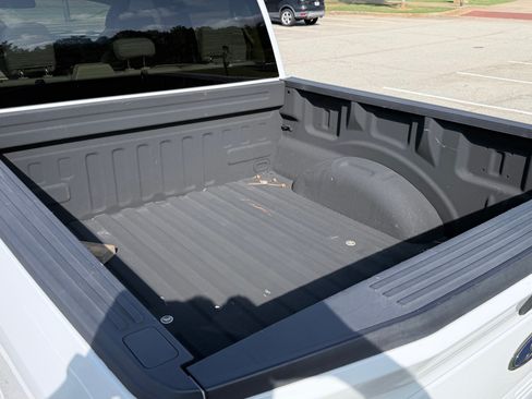 Used 2018 Ford F150 XLT w/ Equipment Group 302A Luxury RWD image 22
