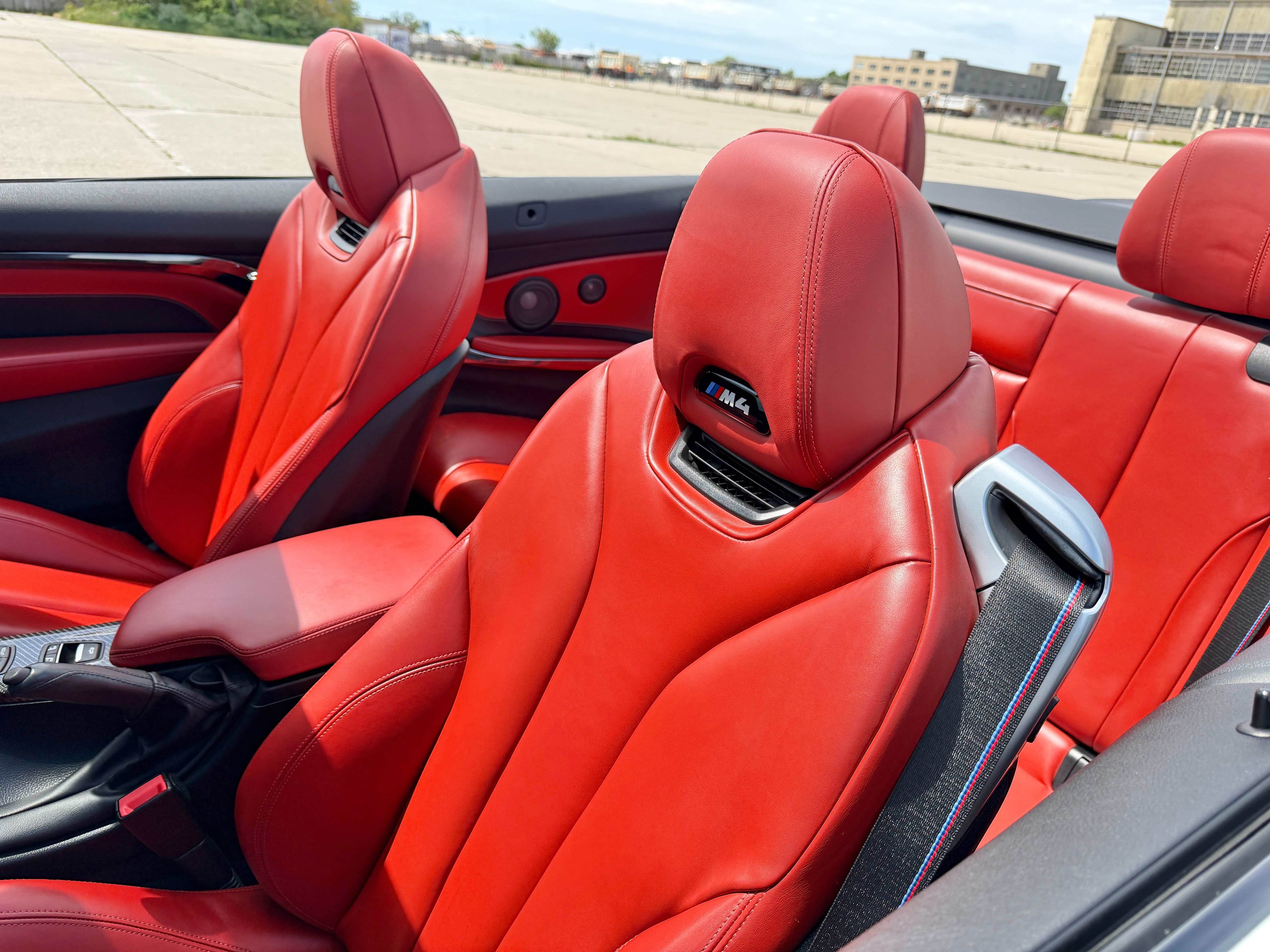 Used 2020 BMW M4 Convertible w/ Competition Package RWD image 23