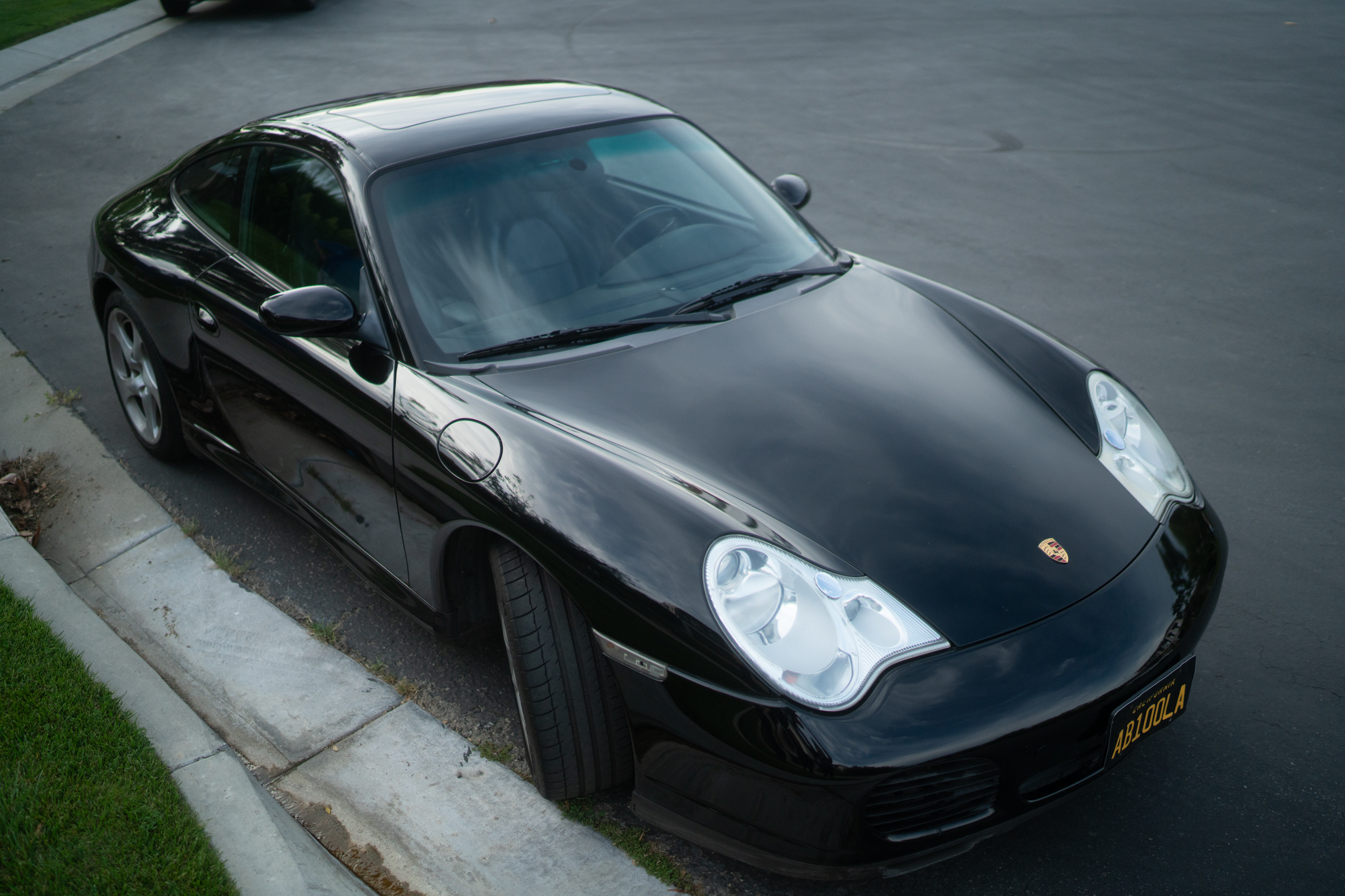 Used 2003 Porsche 911 Carrera 4S AWD/4WD image 8
