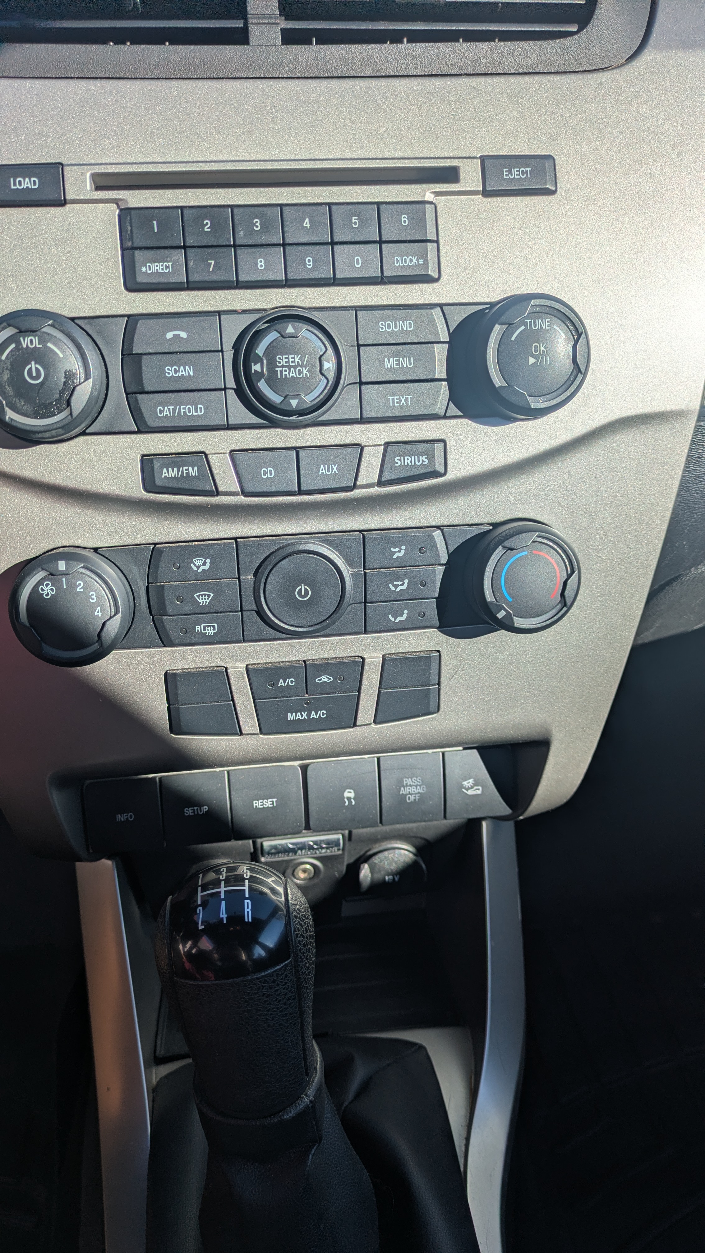 Used 2010 Ford Focus SES FWD image 11