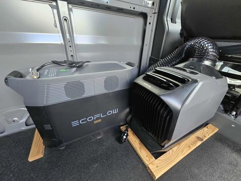 Used 2024 RAM ProMaster 3500 w/ Cold Weather Group image 13