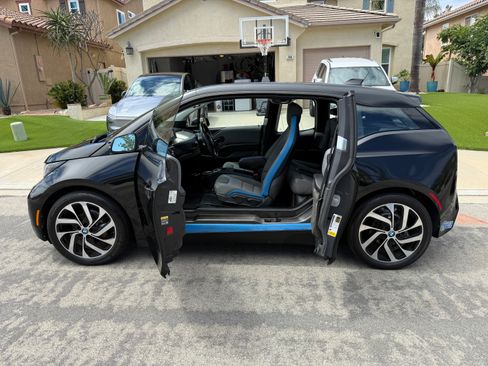 Used 2017 BMW i3 w/ Range Extender image 11
