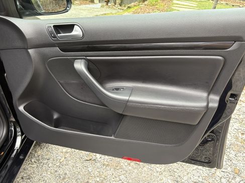 Used 2014 Volkswagen Jetta TDI image 24