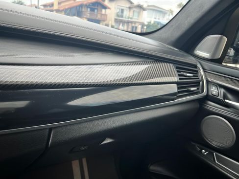 Used 2015 BMW X6 M image 13