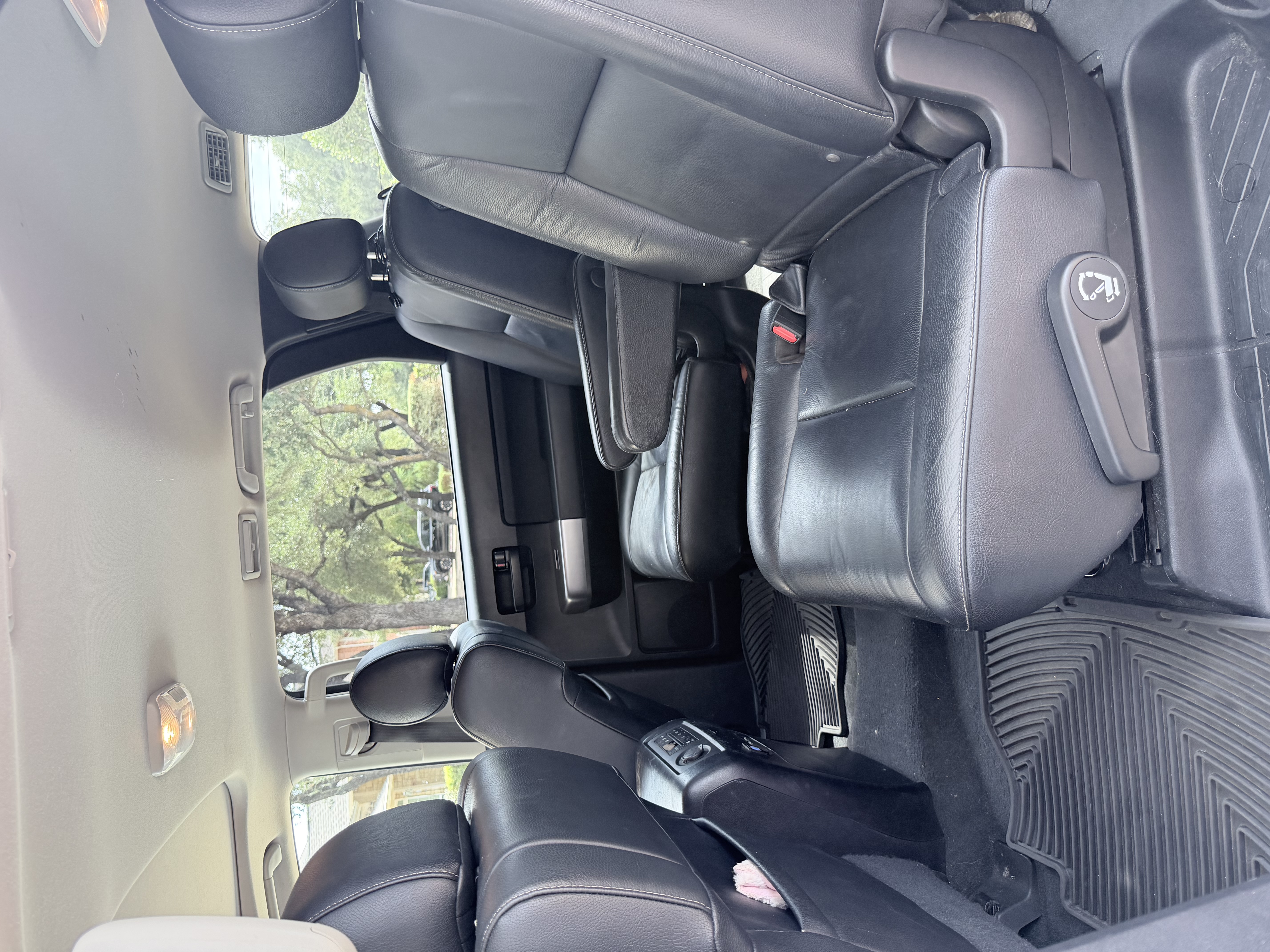 Used 2021 Toyota Sequoia TRD Sport w/ TRD Sport Premium Package RWD image 12