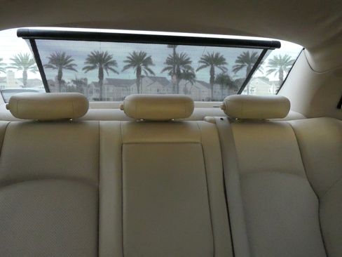 Used 2001 Mercedes-Benz C 320 Sedan image 8