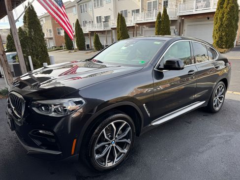 Used 2019 BMW X4 xDrive30i w/ Executive Package image 1
