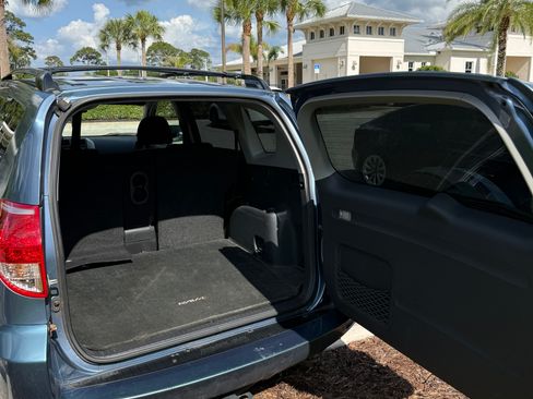 Used 2007 Toyota RAV4 Sport AWD/4WD image 6