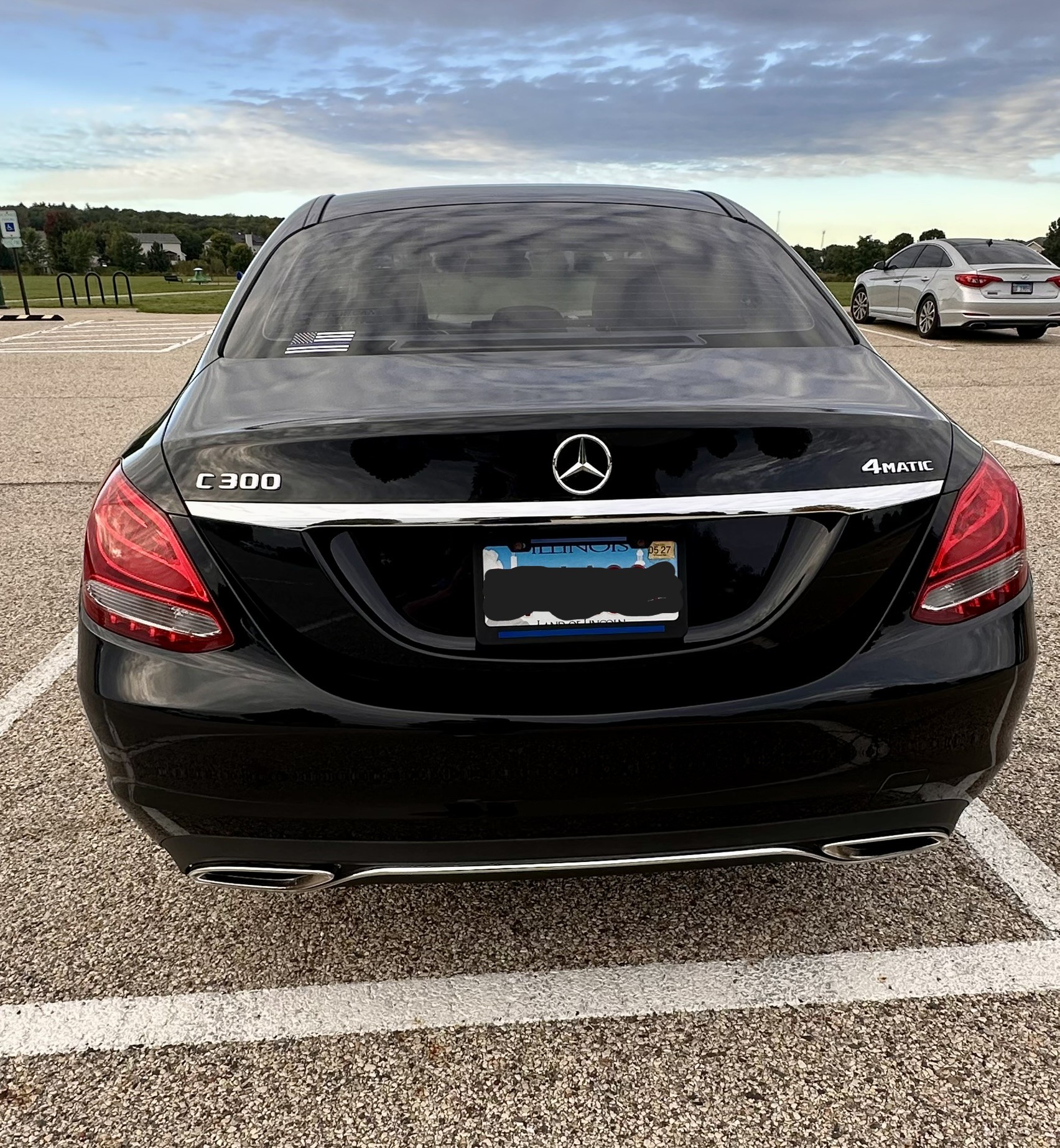 Used 2017 Mercedes-Benz C 300 4MATIC Sedan image 5