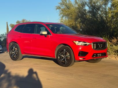 Used 2018 Volvo XC60 T6 R-Design w/ Convenience Package