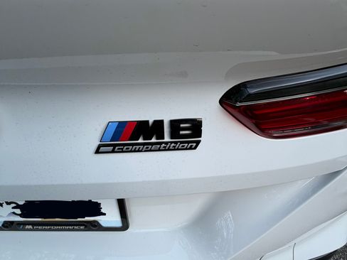 Used 2022 BMW M8 Competition AWD/4WD image 13