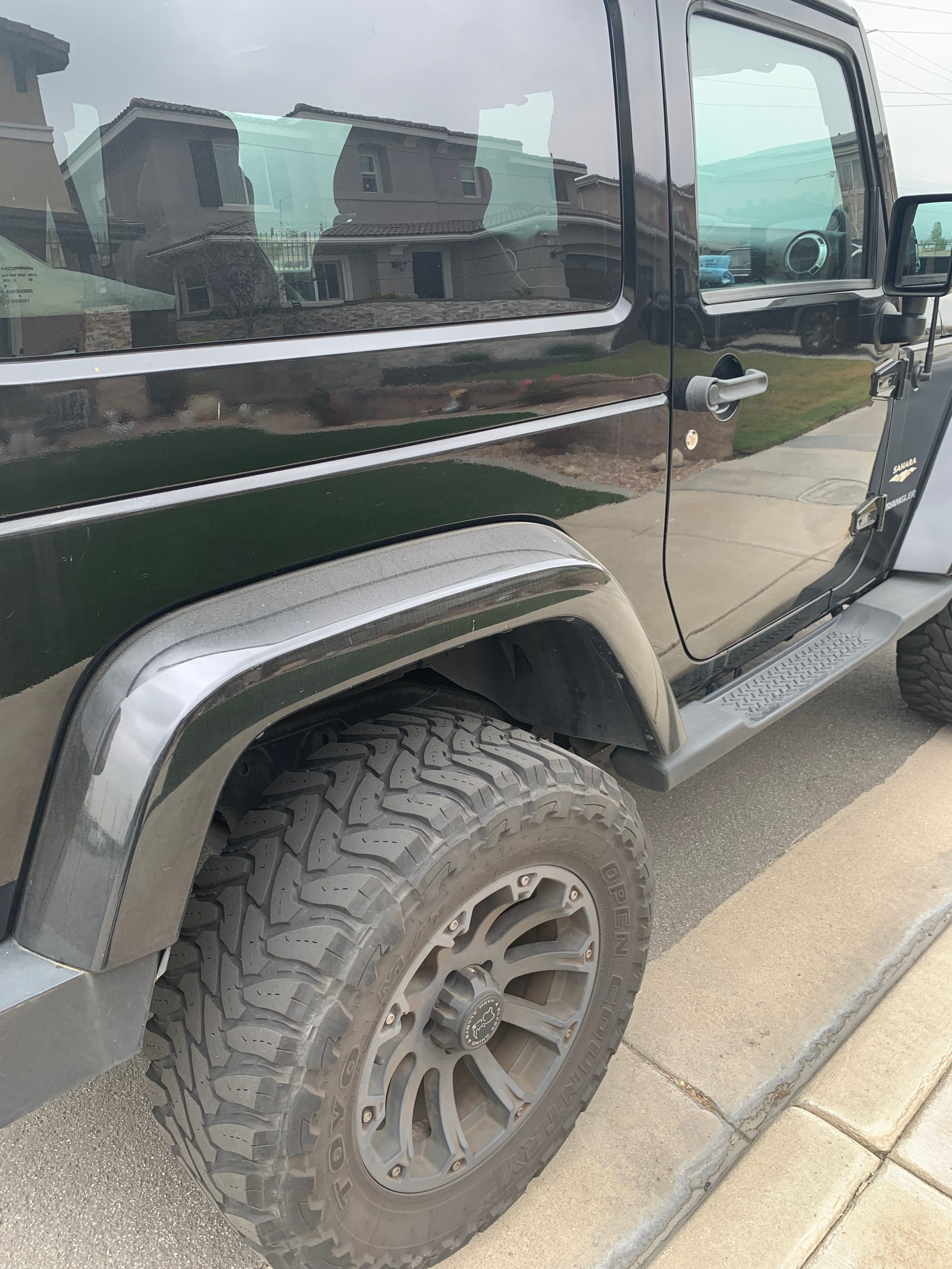 Used 2013 Jeep Wrangler Sahara w/ Connectivity Group AWD/4WD image 4