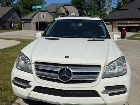 Used 2012 Mercedes-Benz GL 450 4MATIC image 11