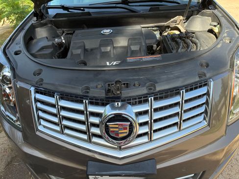 Used 2014 Cadillac SRX Luxury FWD image 16