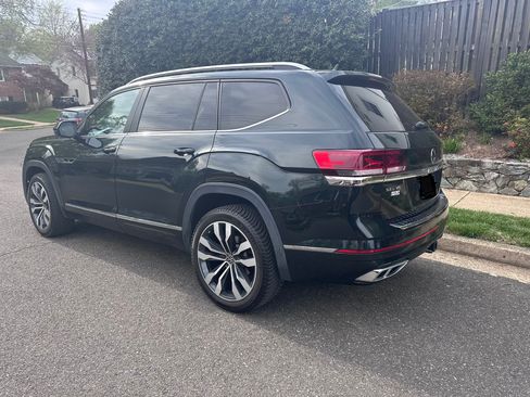 Used 2021 Volkswagen Atlas SEL R-Line image 4