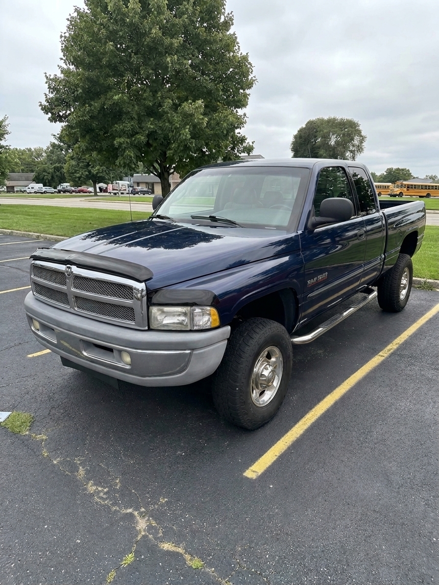 Used 2000 Dodge Ram 2500 Truck 4x4 Quad Cab image 1