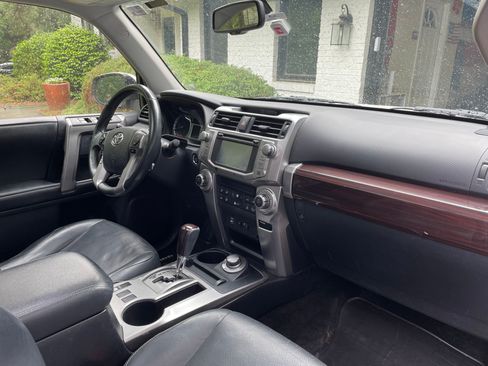 Used 2015 Toyota 4Runner Limited AWD/4WD image 11