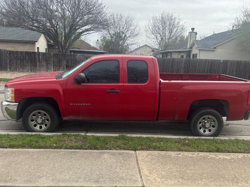 Used 2012 Chevrolet Silverado 1500 W/T w/ LS Package image 2