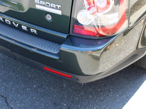 Used 2010 Land Rover Range Rover Sport HSE LUX image 13